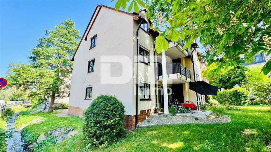 Stilvolle 3-Zimmerwohnung inkl. Balkon + TG Stellplatz in Premium-Lage nahe Rammelsberg - Sitenansicht / Bachlauf / Gartenbereich
